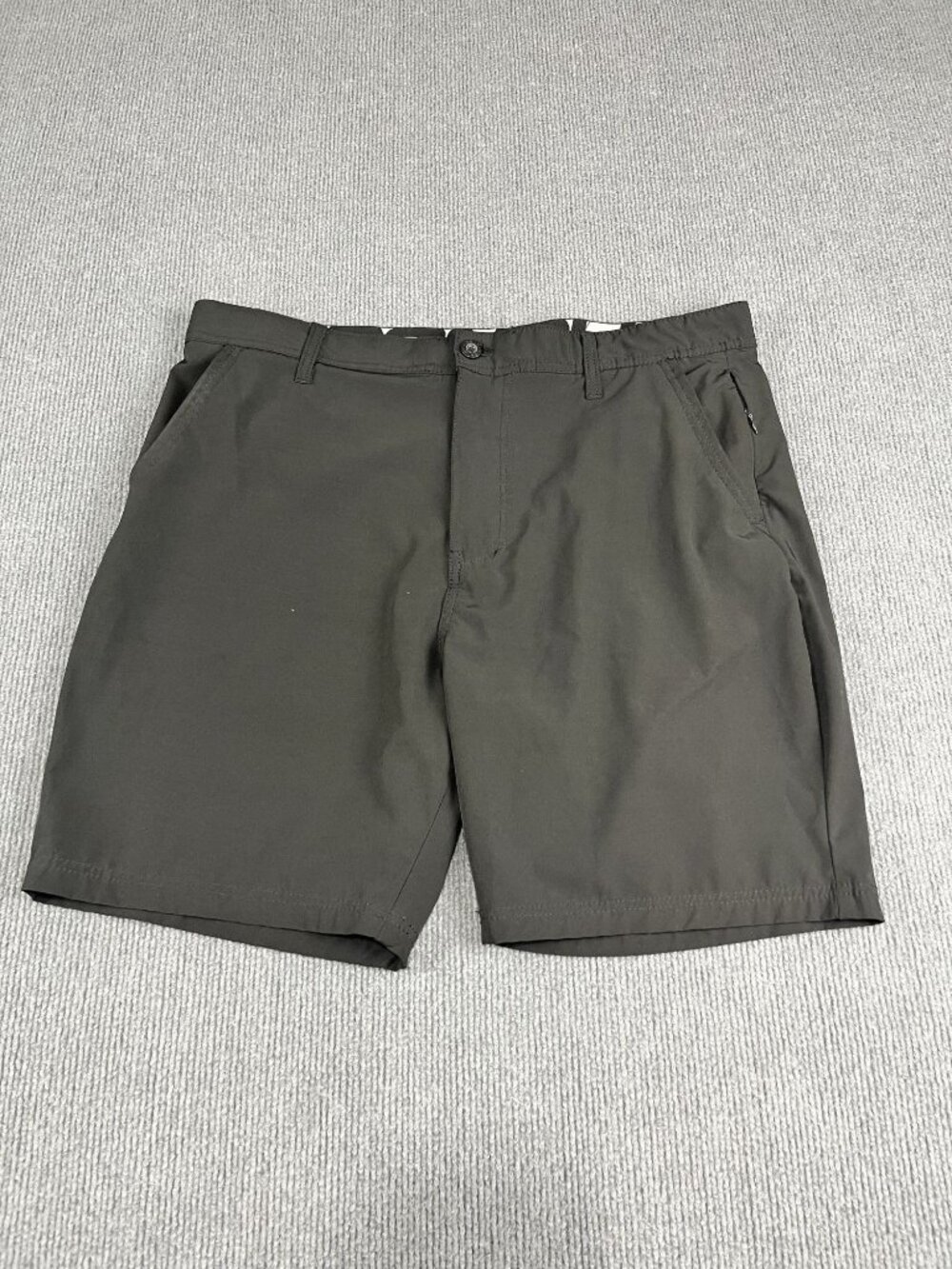 Denali Mens Black Shorts Zip Pockets 38